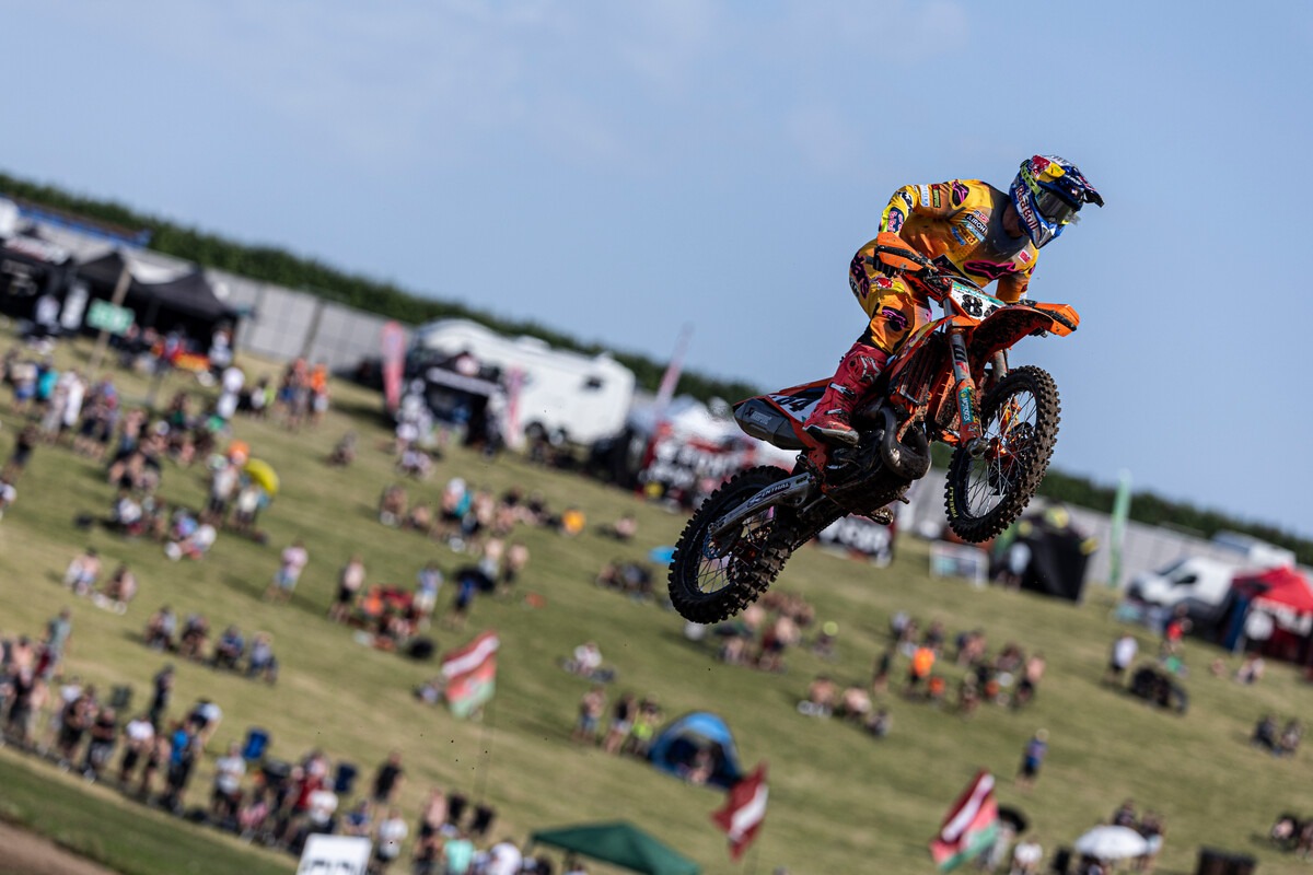 696137_Herlings_12_MXGP_GB_2025_22A5679_12th Rd MXGP 2025 _ Matterley Basin _GBR_