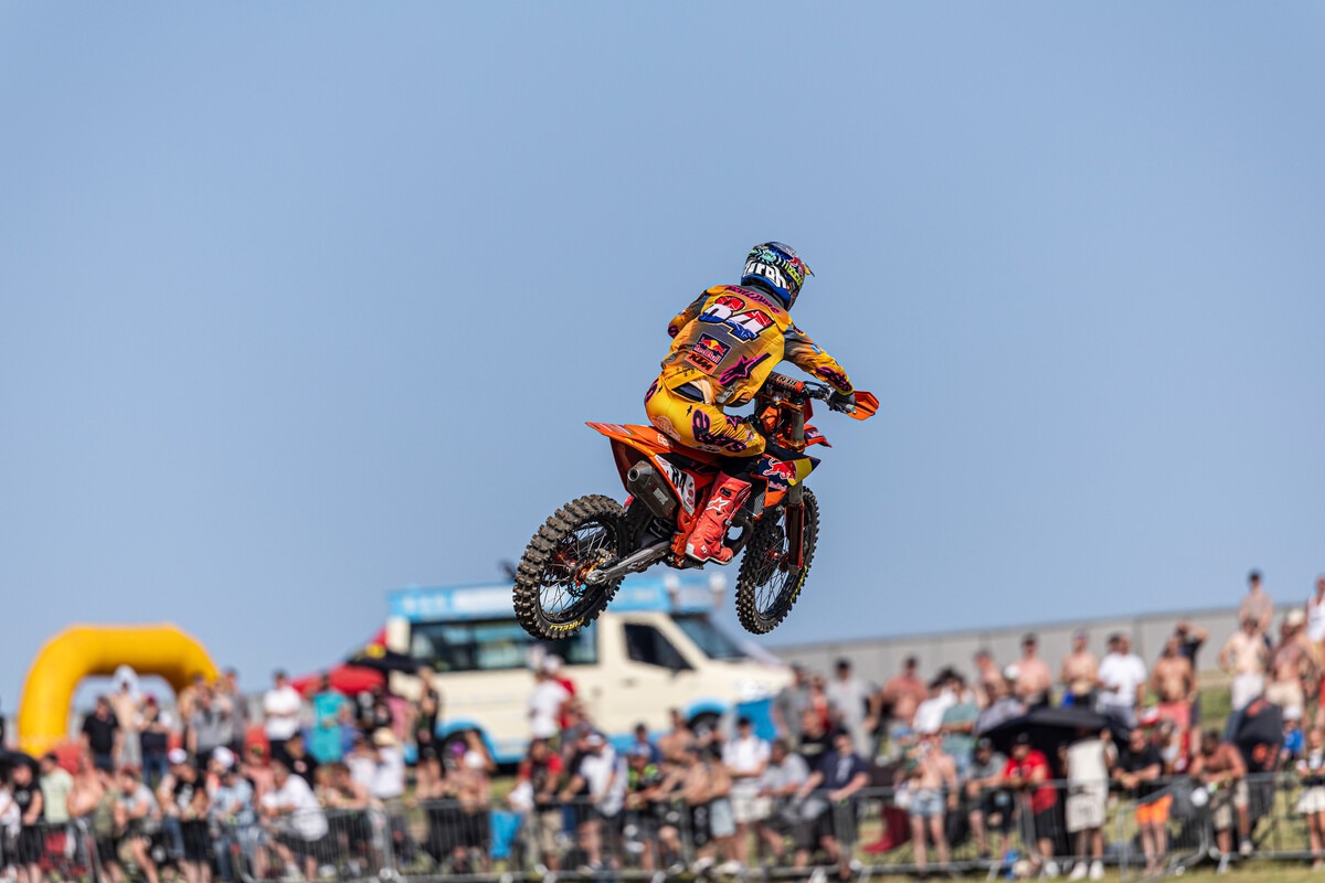696140_Herlings_12_MXGP_GB_2025_22A6058_12th Rd MXGP 2025 _ Matterley Basin _GBR_
