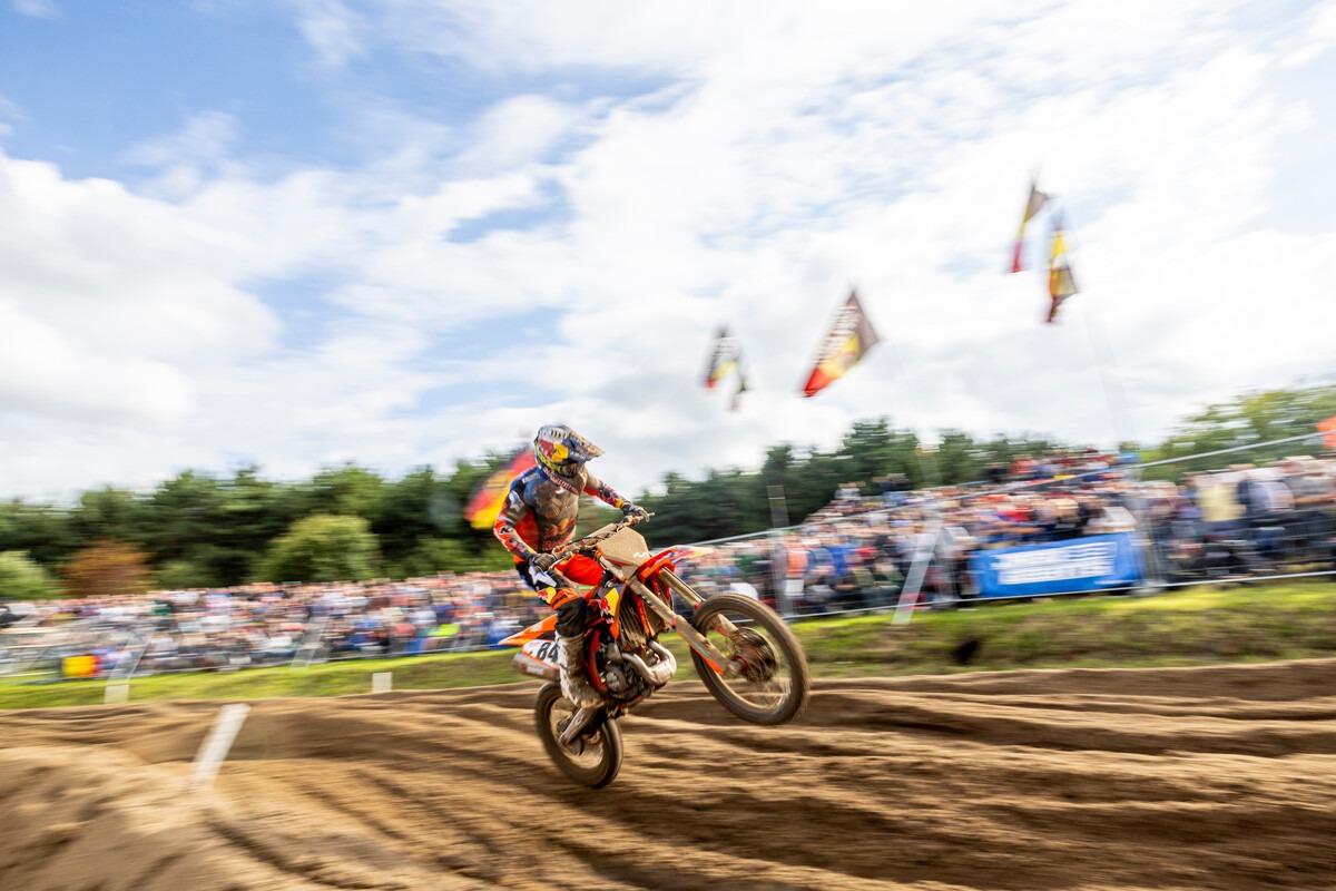 Jeffrey Herlings Shows Promising Pace at the MXGP of Flanders